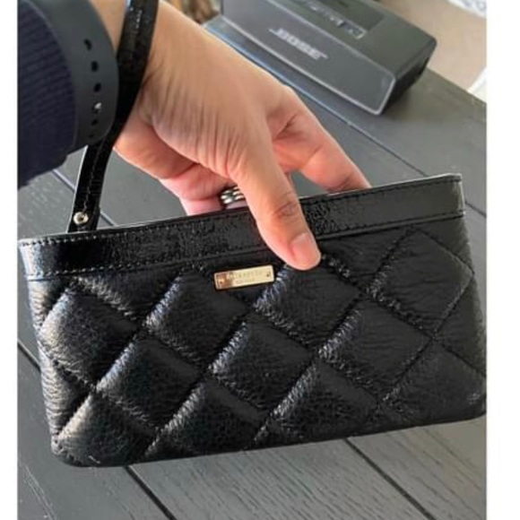 KATE SPADE Pre-owned Black Wristlet. - Picture 2 of 4